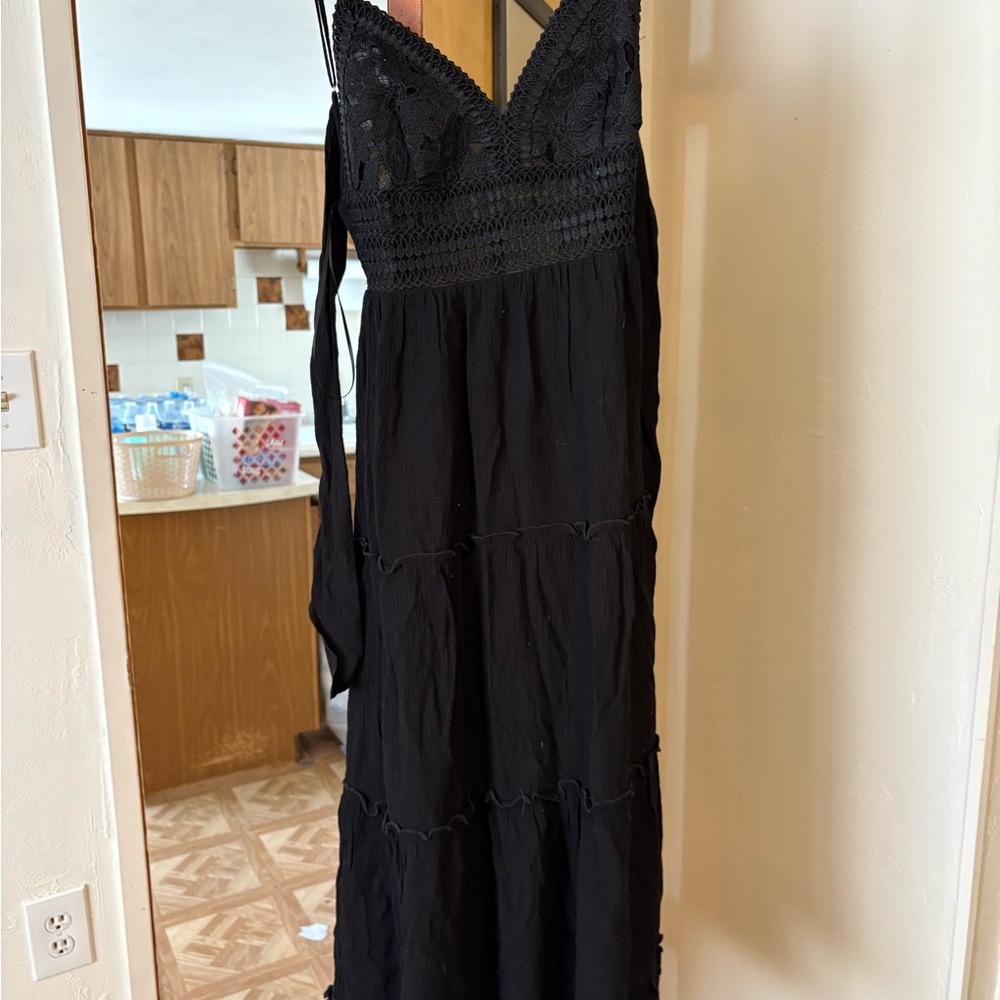 Love Tree Black Ruched Maxi Gown